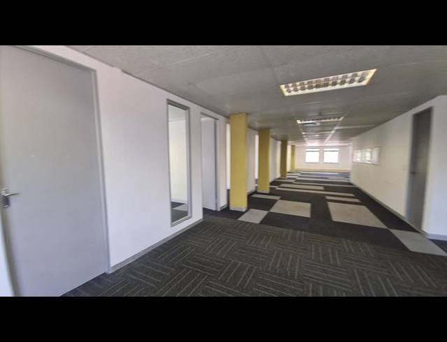 BUSINESS PROPERTY TO RENT IN MENLYN